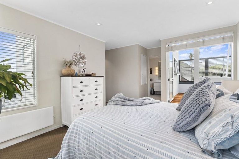 Photo of property in 1/21 Onepoto Road, Hauraki, Auckland, 0622