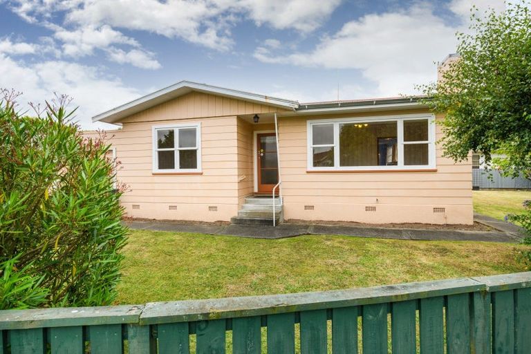 Photo of property in 10a Keith Elliott Street, Feilding, 4702