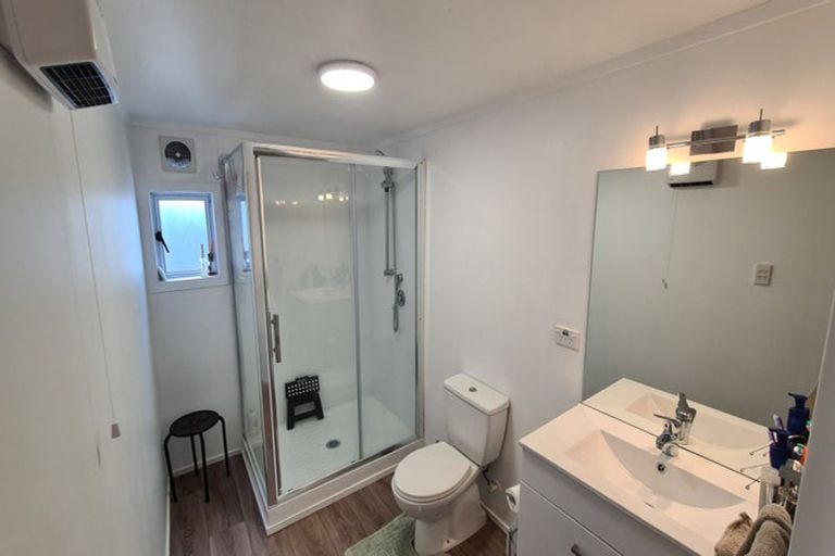 Photo of property in 18 Commins Road, Onerahi, Whangarei, 0110