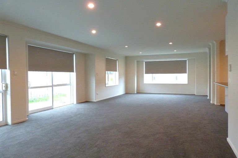 Photo of property in 43 Ocean View Rise, Ruakaka, 0116