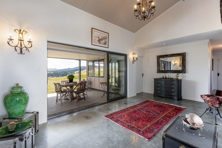 Photo of property in 1290 Taihape Road, Sherenden, Hastings, 4179