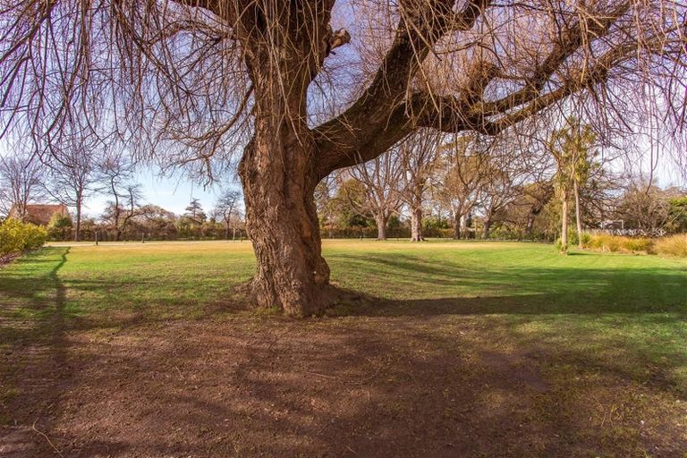Photo of property in 71b Fendalton Road, Fendalton, Christchurch, 8014