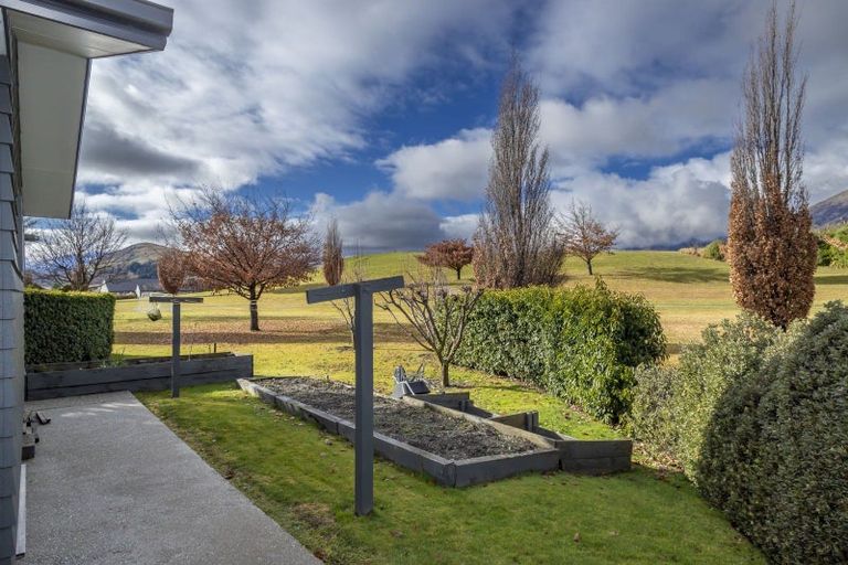 Photo of property in 45 Ferry Hill Drive, Lower Shotover, Queenstown, 9371