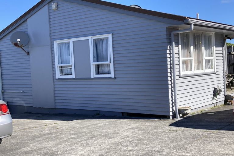 Photo of property in 3a Doncaster Terrace, Ascot Park, Porirua, 5024