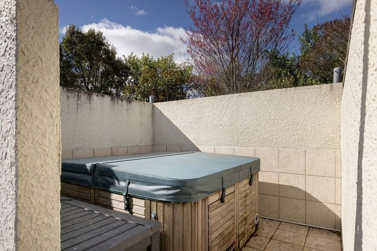 Photo of property in 26 Maddison Place, Welcome Bay, Tauranga, 3112