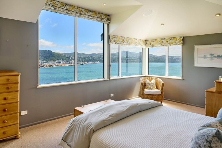 Photo of property in 14 The Crescent, Roseneath, Wellington, 6011