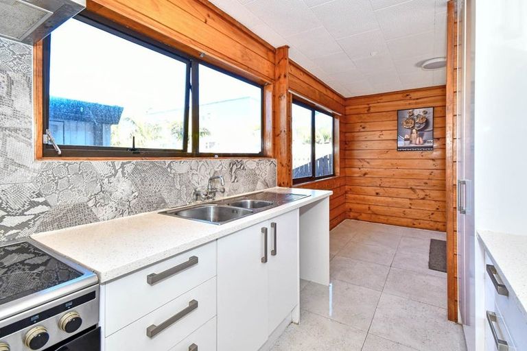 Photo of property in 3/32 Great South Road, Papakura, 2110