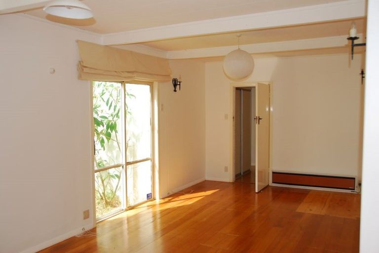 Photo of property in 75 Messines Road, Karori, Wellington, 6012