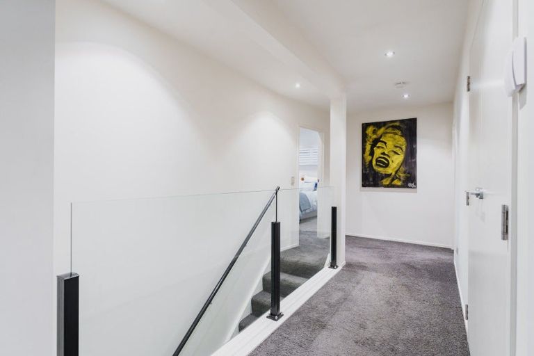 Photo of property in 10 Garfield Avenue, Roslyn, Dunedin, 9010