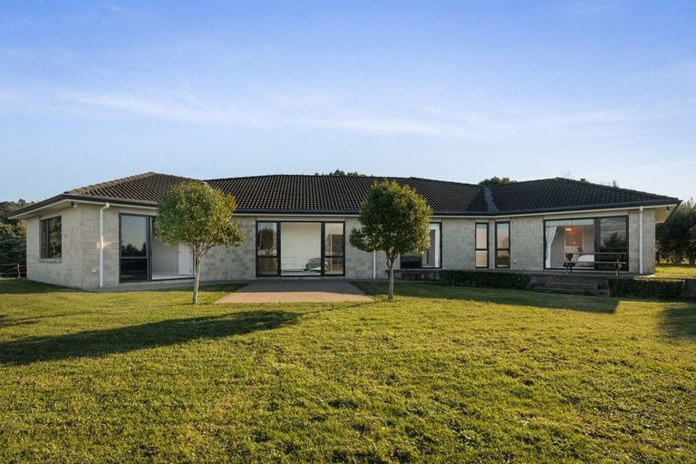 Photo of property in 329b Thompsons Track, Aongatete, 3178