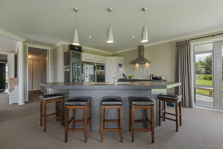Photo of property in 556 Awahuri Feilding Road, Awahuri, Palmerston North, 4479