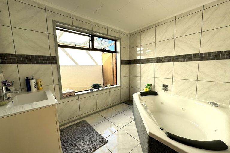 Photo of property in 7 Clifford Street, Balclutha, 9230