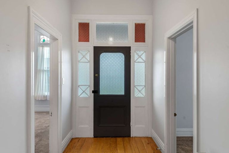 Photo of property in 11 Hurworth Place, College Estate, Whanganui, 4500