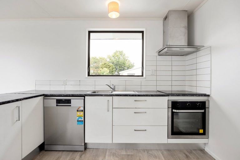 Photo of property in 43b Crawshaw Drive, Nawton, Hamilton, 3200