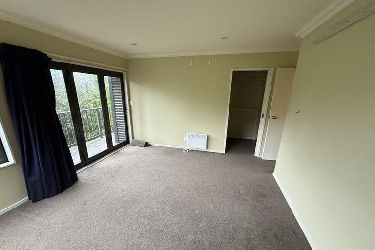 Photo of property in 3a Maldive Street, Khandallah, Wellington, 6035