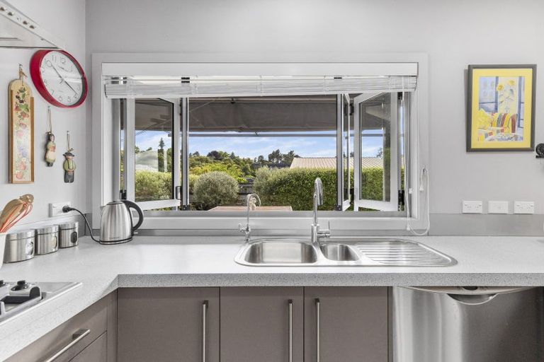 Photo of property in 28 Hindmarsh Drive, Rangatira Park, Taupo, 3330