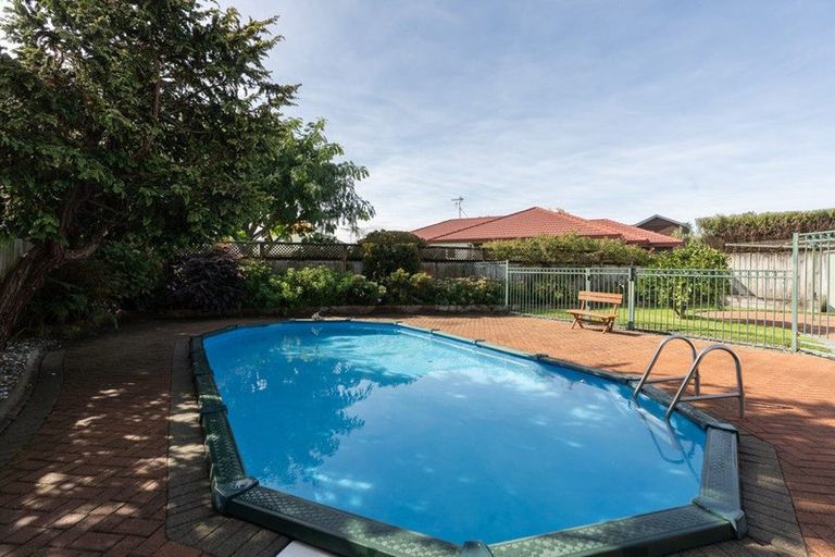 Photo of property in 30 Caversham Drive, Rototuna, Hamilton, 3210
