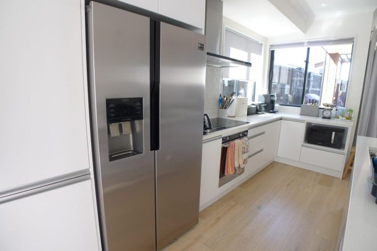 Photo of property in 11 Oioi Road, Hobsonville, Auckland, 0616