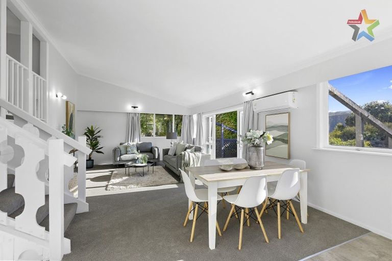 Photo of property in 84 Holborn Drive, Stokes Valley, Lower Hutt, 5019