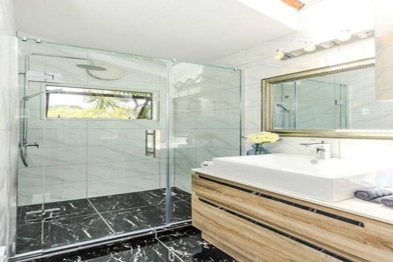 Photo of property in 24 Roberta Avenue, Glendowie, Auckland, 1071