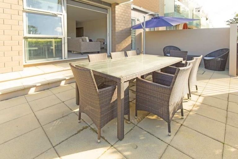 Photo of property in 297 Millwater Parkway, Silverdale, 0932