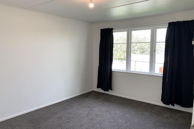 Photo of property in 402 Huia Place, Camberley, Hastings, 4120