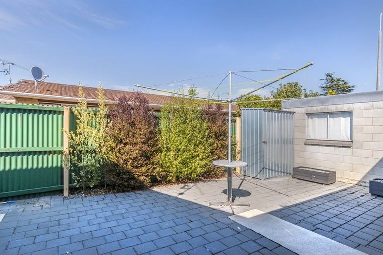 Photo of property in 2/10 Peer Street, Upper Riccarton, Christchurch, 8041
