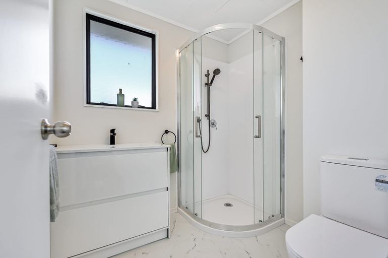 Photo of property in 9a Maynard Place, Temple View, Hamilton, 3218