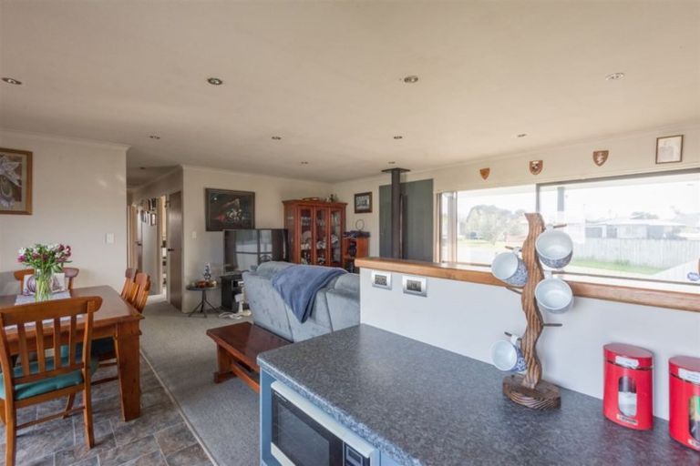 Photo of property in 222 Cameron Avenue, Te Awamutu, 3800