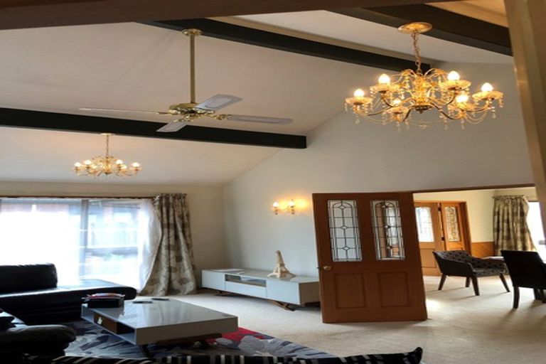 Photo of property in 22 Apsley Drive, Russley, Christchurch, 8042