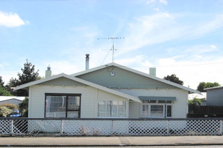 Photo of property in 44 Puriri Street, Gonville, Whanganui, 4501