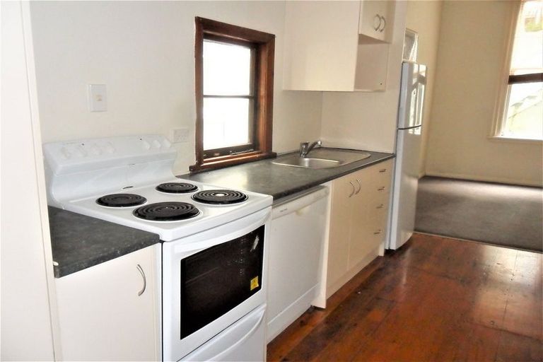 Photo of property in 355 The Terrace, Te Aro, Wellington, 6011