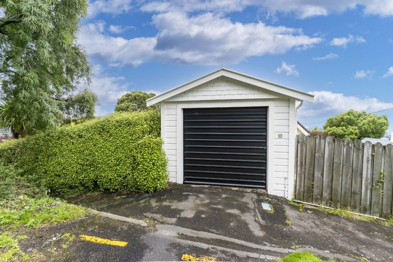 Photo of property in 10 Hart Street, Belleknowes, Dunedin, 9011