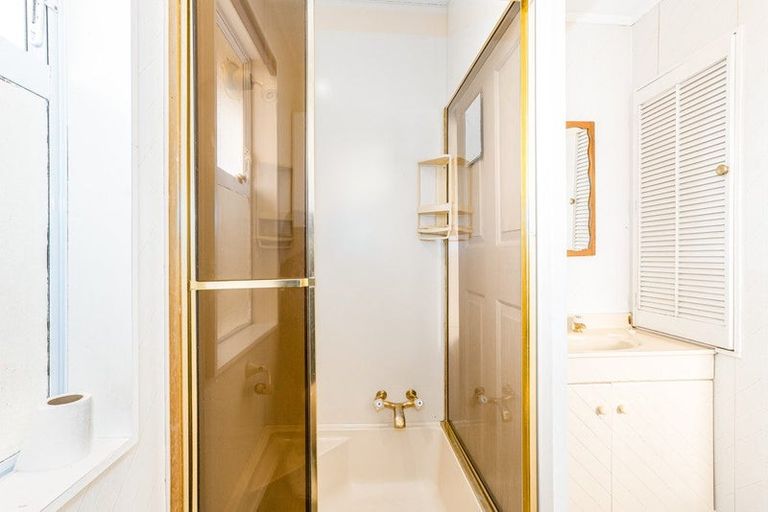 Photo of property in 56 Owhiti Street, Titahi Bay, Porirua, 5022