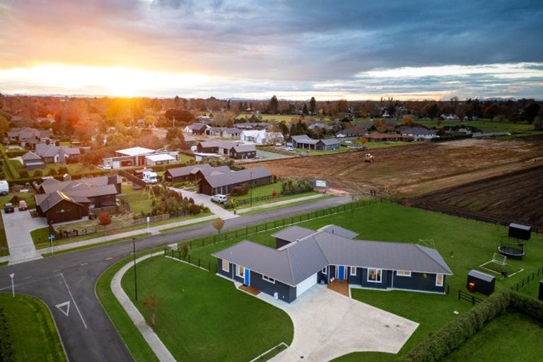 Photo of property in 5 Recite Avenue, Leamington, Cambridge, 3432