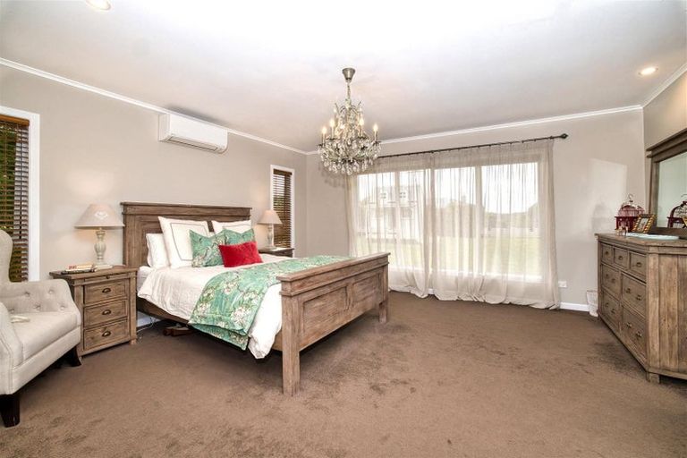 Photo of property in 61 Gorge Road, Maungaturoto, 0520