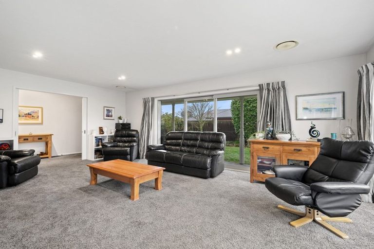 Photo of property in 45c Trafford Street, Harewood, Christchurch, 8051