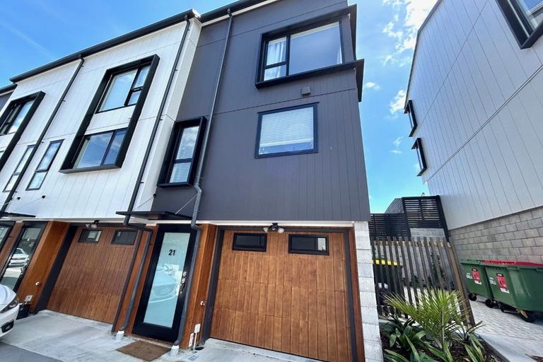 Photo of property in 21 Ara Mara Hua, Henderson, Auckland, 0612