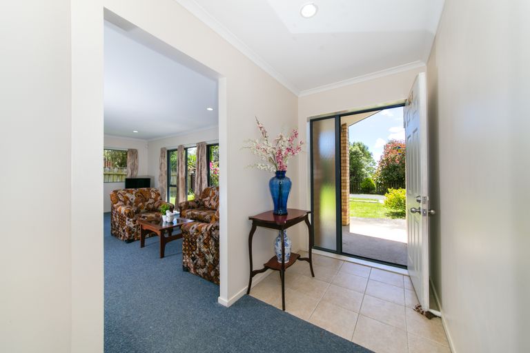 Photo of property in 80b Don Buck Road, Massey, Auckland, 0614