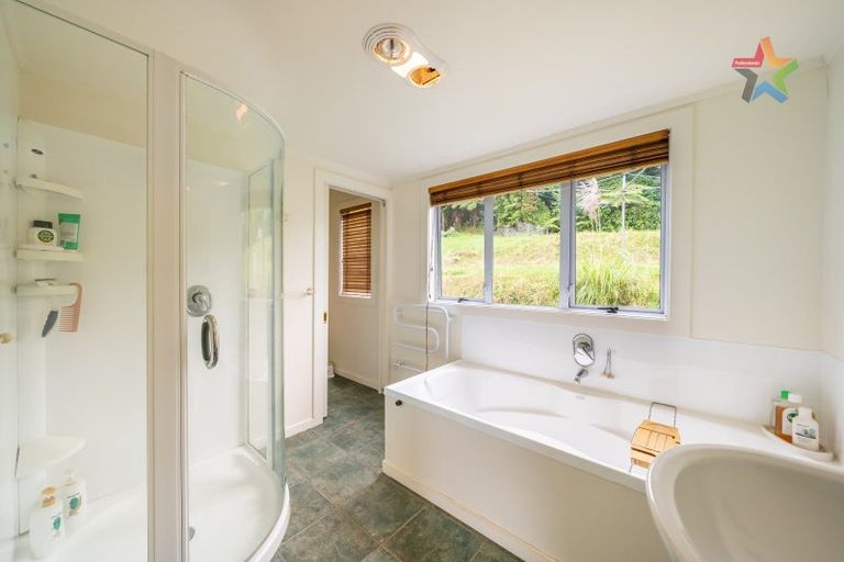 Photo of property in 345 Hebden Crescent, Kelson, Lower Hutt, 5010