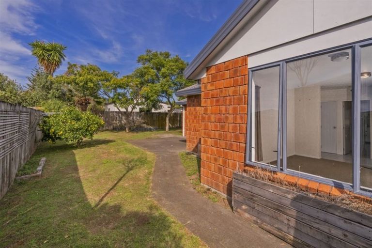 Photo of property in 34 Cholmondeley Crescent, Whitianga, 3510