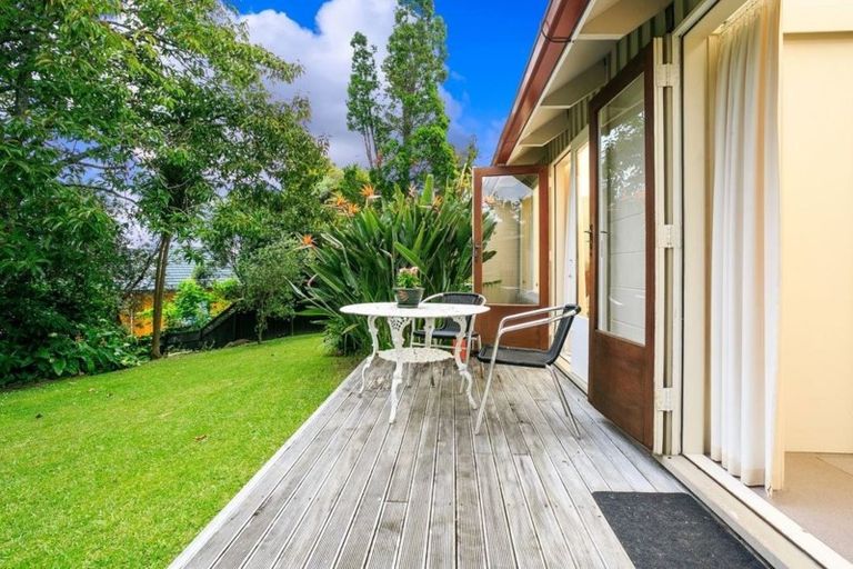 Photo of property in 11a Albany Highway, Unsworth Heights, Auckland, 0632