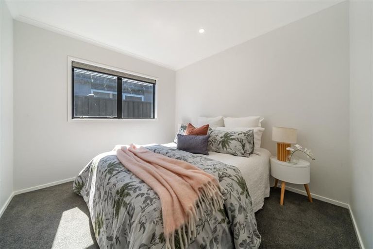 Photo of property in 34 Te Kaeaea Crescent, Wallaceville, Upper Hutt, 5018