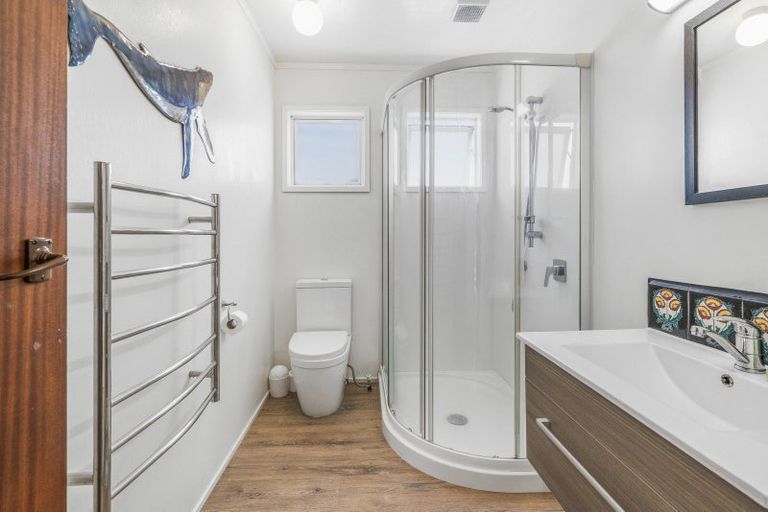 Photo of property in 16b Beauchamp Street, Tawa, Wellington, 5028