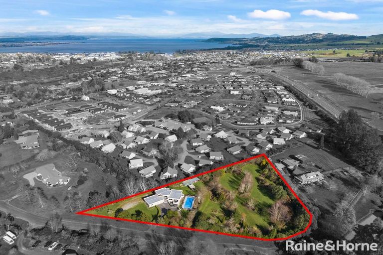 Photo of property in 351 Clearwater Lane, Rangatira Park, Taupo, 3384