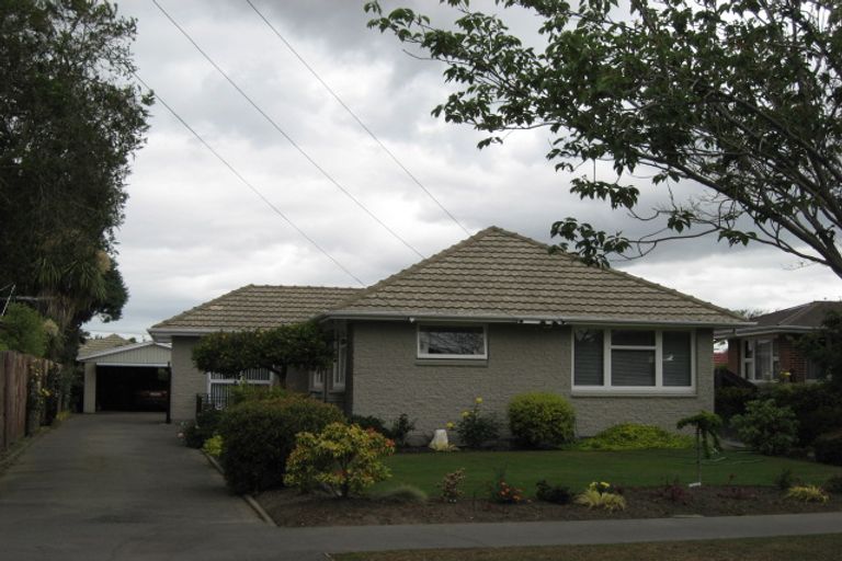 Photo of property in 16 Teesdale Street, Burnside, Christchurch, 8053