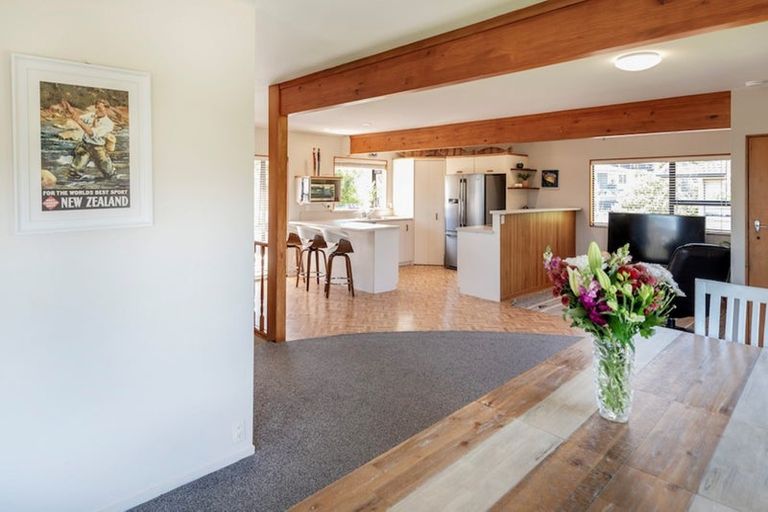 Photo of property in 7 Evelyn Road, Cockle Bay, Auckland, 2014