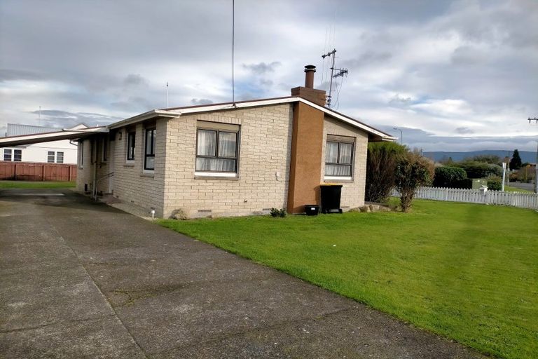 Photo of property in 56 Tennyson Street, Dannevirke, 4930