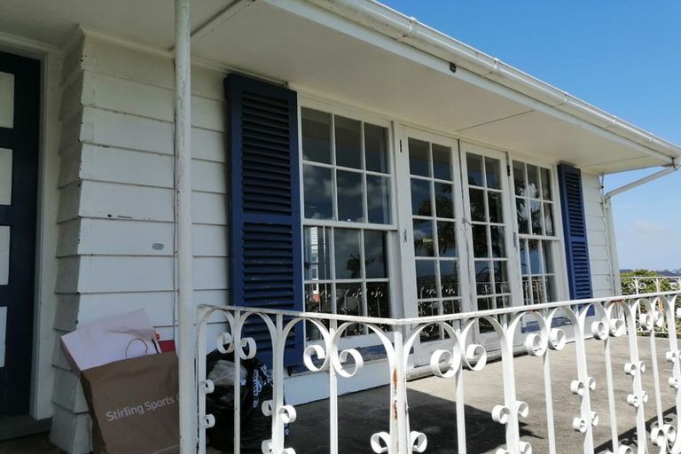 Photo of property in 8 Lewis Road, Pakuranga, Auckland, 2010