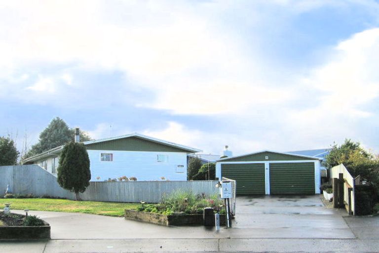 Photo of property in 12 Burton Place, Flaxmere, Hastings, 4120